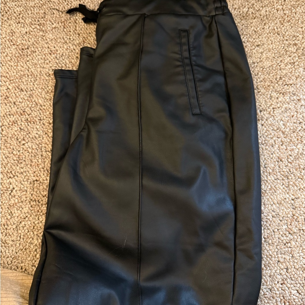 Simply Vera Vera Wang Black Straight Leg Pants